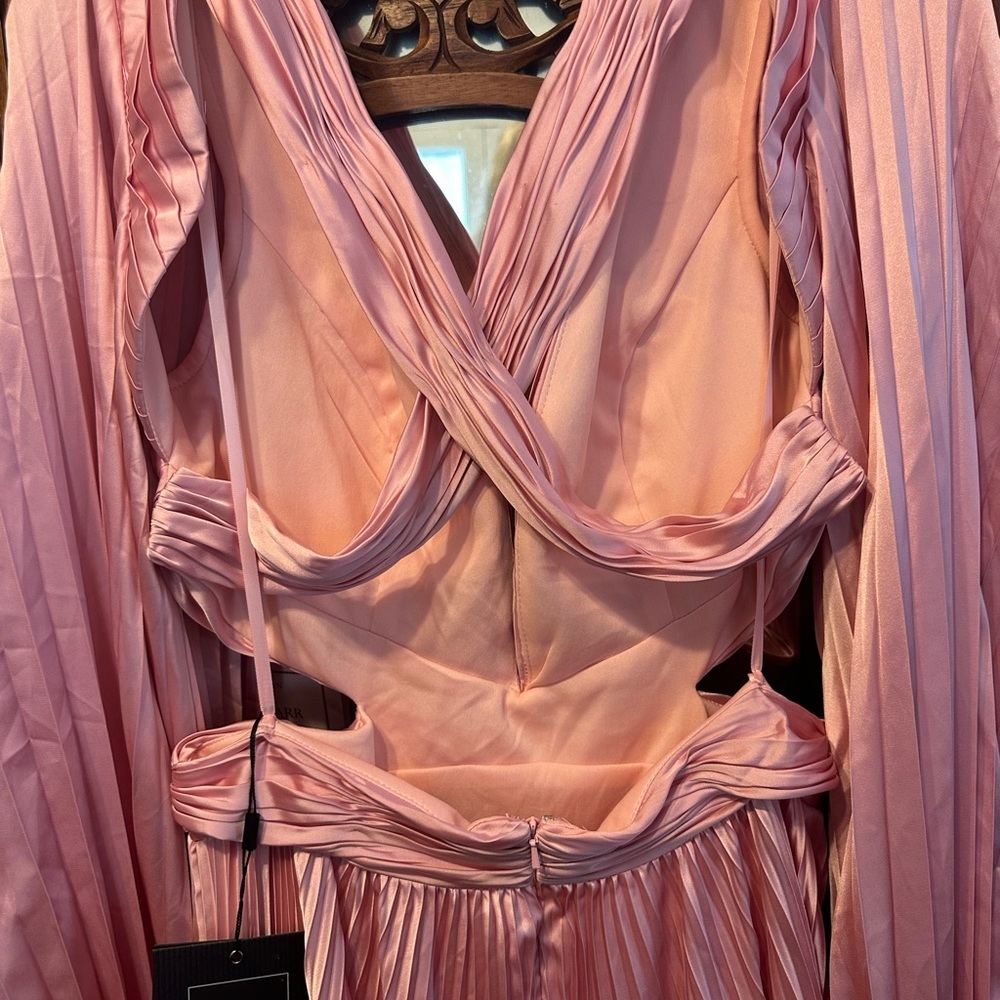 (356) ❤️ BNWT MAC DUGGAL 
Long Sleeve Cut Out Gown #26737 - Picture 7 of 12